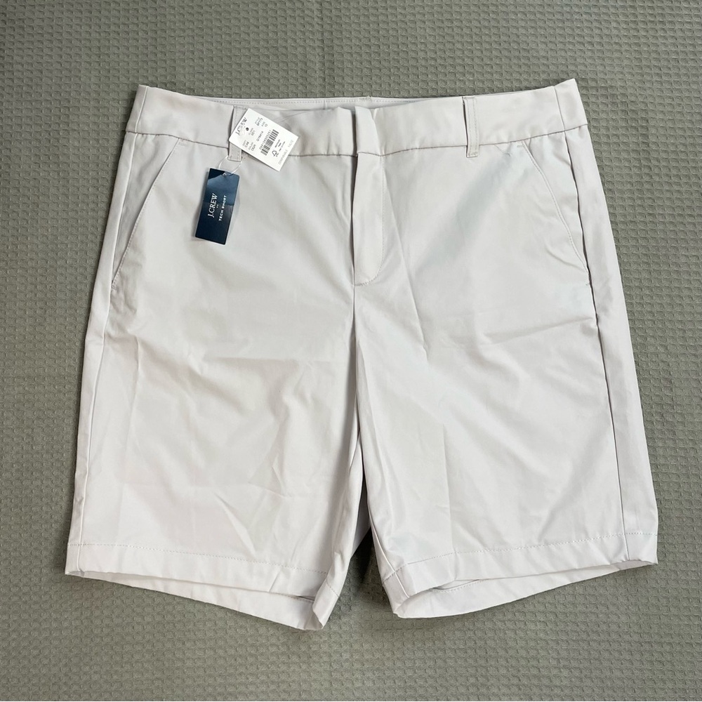 New J.Crew Tech Shorts 10 Womens Light Gray Stretch Performance Bermudaโ